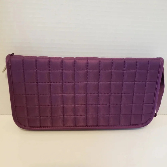 Lug Tango Purple Quilted Travel Wallet. - Picture 2 of 7